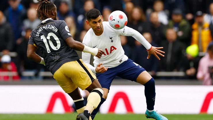 Tottenham (áo trắng) xuất sắc đánh bại&nbsp;Newcastle