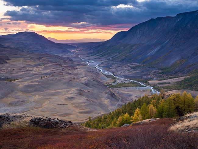 Những ưu đãi của thiên nhiên nguyên sơ ở Altai rất lý tưởng cho du khách khám phá.
