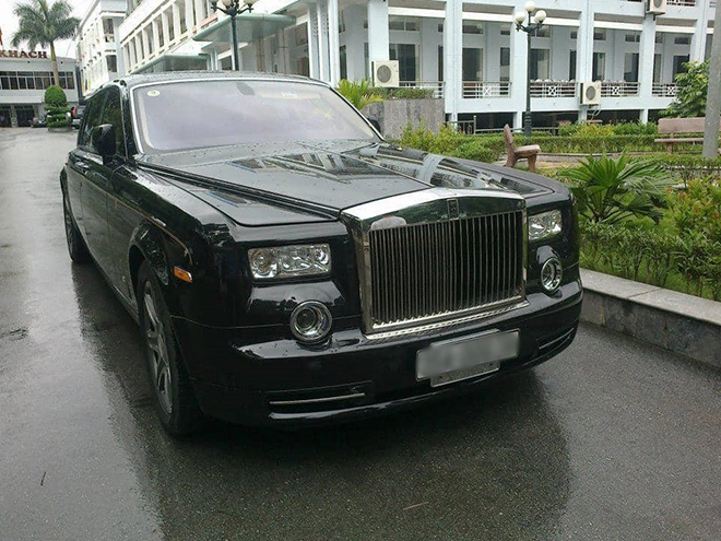 Chi tiết Rolls-Royce Phantom &#34;Rồng&#34; giá triệu đô của chủ tịch Tân Hoàng Minh - 2