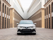 Tin tức ô tô - Giá xe Toyota Camry lăn bánh tháng 4/2022