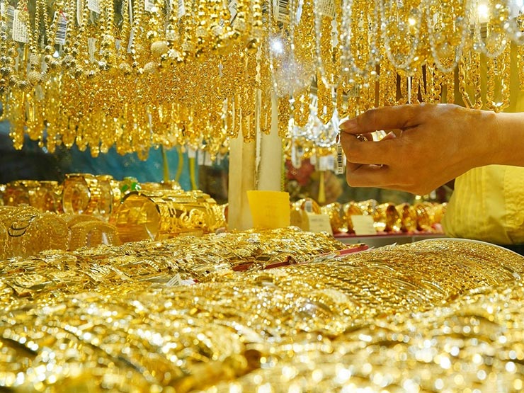 Giá vàng thế giới và vàng trong nước vọt tăng phiên cuối tuần (Ảnh minh họa)