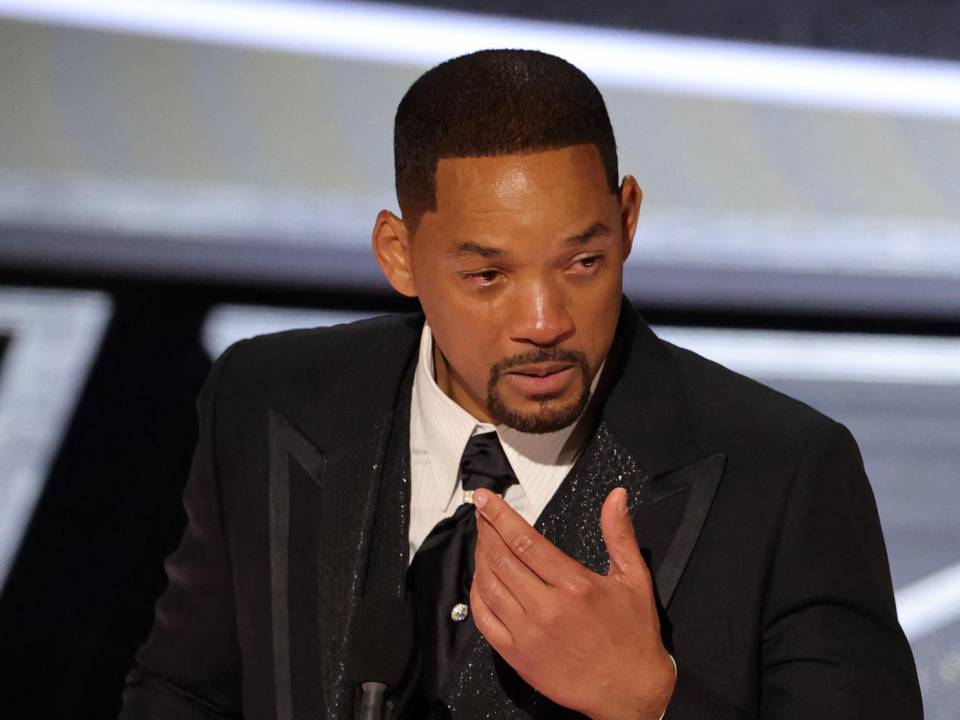 Vì cú tát dành cho danh hài Chris Rock trên sóng trực tiếp, Will Smith bị cấm&nbsp;bị cấm dự các lễ trao giải Oscar trong 10 năm, nhiều dự án có nguy cơ bị ảnh hưởng