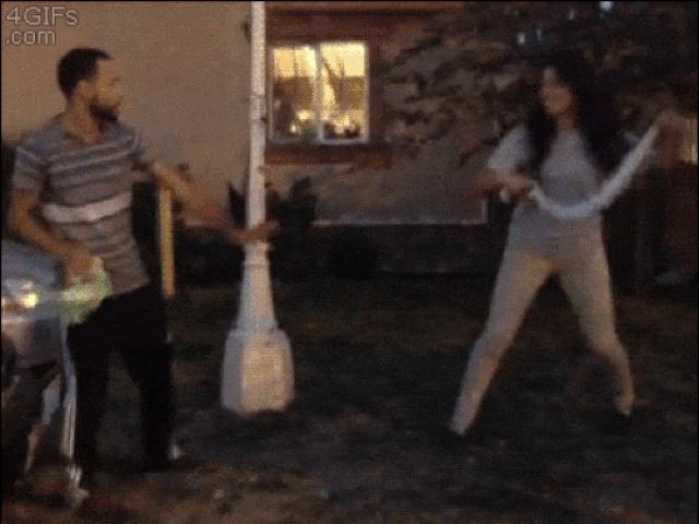 Tranh vui - Khi "quả báo" ập đến quá nhanh, quá nguy hiểm khiến bao người không kịp đỡ