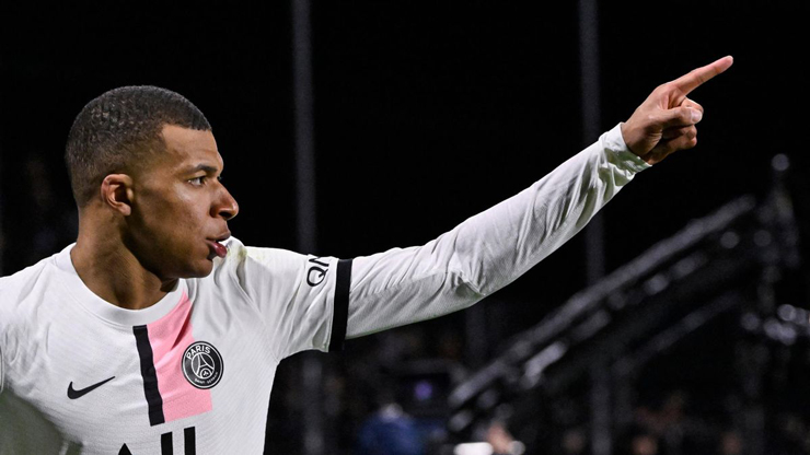 Mbappe tiếp tục thể hiện phong độ rực sáng trong màu áo PSG