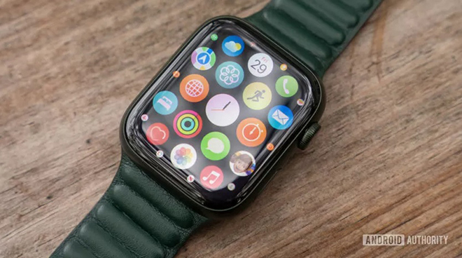 Apple Watch Series 7.