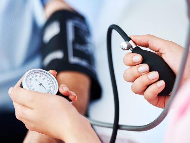 Cao huyết áp là vấn đề đang ám ảnh hàng tỉ người trên thế giới - Ảnh: HEALTHLINE