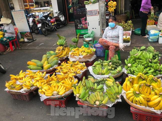 Chuối có giá khoảng 10.000-15.000 đồngkg