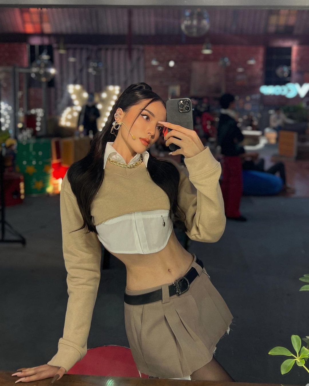 Ky Duyen confidently shows off her beautiful body " all hiccups"  after getting rid of the chubby body - 3