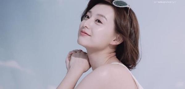 Kim Ji Won's habit of maintaining flawless skin "Descendants of the Sun"  - 2
