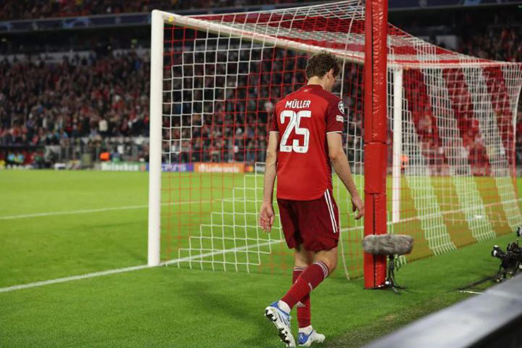 Thomas Muller bỏ lỡ thời&nbsp;cơ&nbsp;ghi bàn ngon ăn