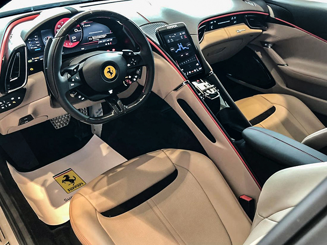 Siêu xe Ferrari Roma chính hãng đầu tiên về Việt Nam - 4