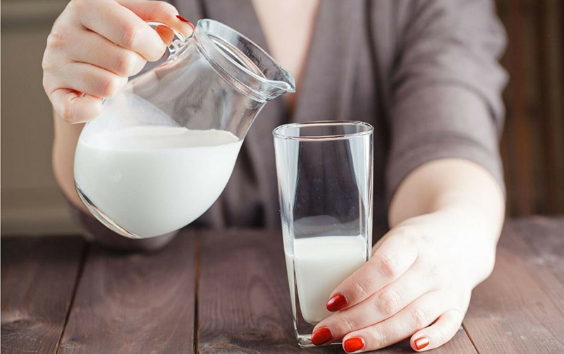 Uống sữa thay nước gây ra những tác hại gì? - 1