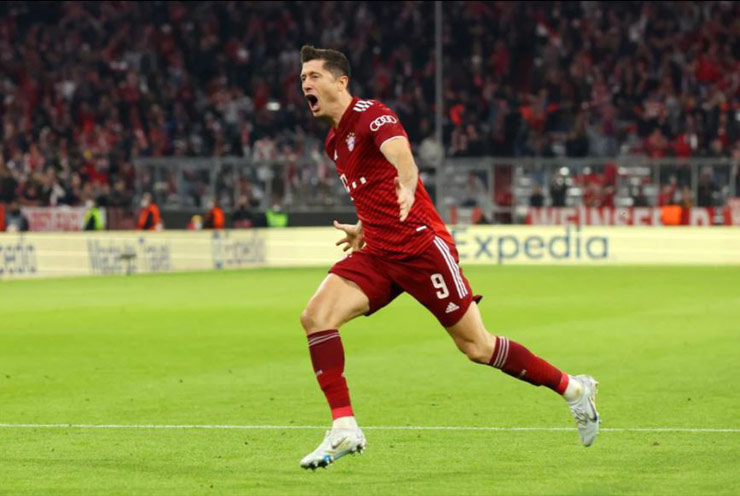 Lewandowski ghi bàn đúng lúc Bayern Munich đang cần anh tỏa sáng nhất