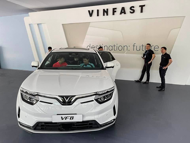 What foreign media say about VinFast electric cars - 3