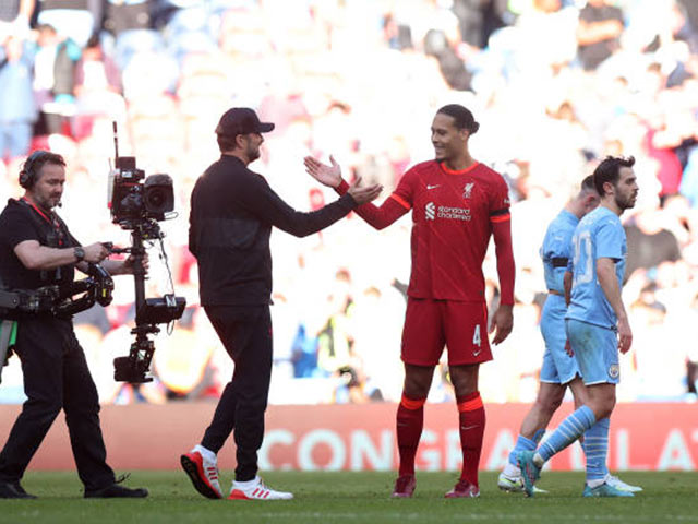 Liverpool suýt rơi vé chung kết FA Cup, Van Dijk thừa nhận “hết hồn”