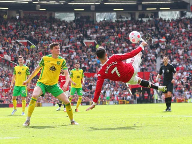 Ronaldo nhận khoản thưởng kếch xù sau cú hat-trick vào lưới Norwich