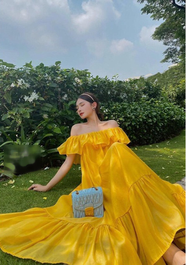 Catch the trend of bright yellow outfits this summer - 5