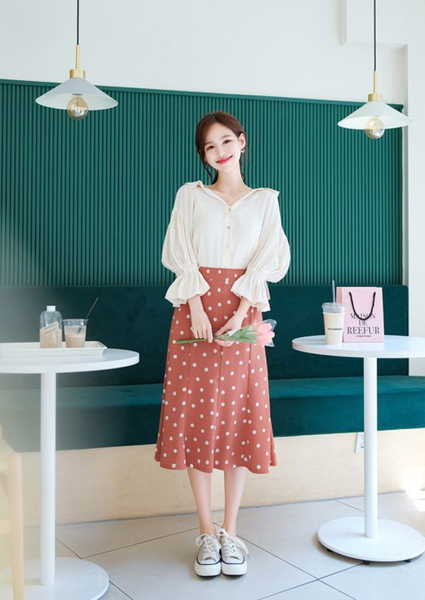 5 set đồ công sở cực trẻ trung và sành điệu cho các cô nàng công sở - 9