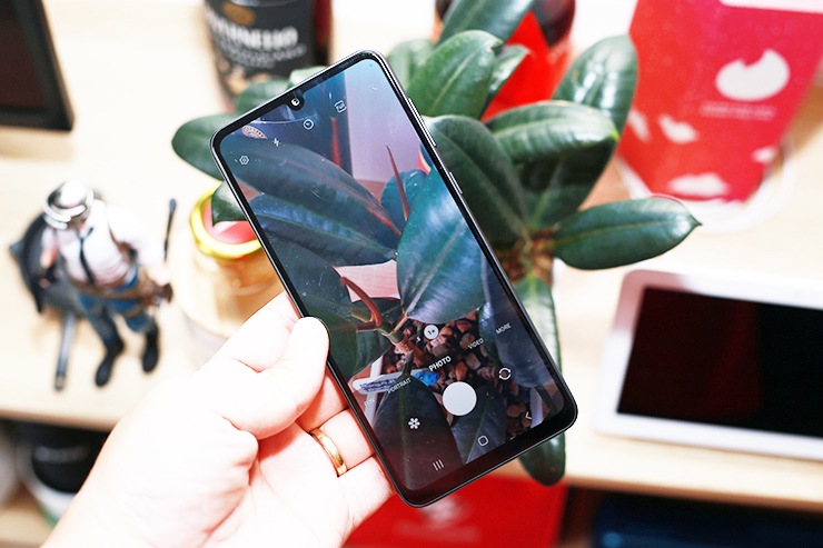 Camera đa chế độ chụp ảnh trên&nbsp;Galaxy A33 5G, có thể sử dụng chế độ Pro nhiều tùy chỉnh tay cho người dùng chuyên nghiệp.
