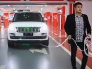 Ô tô - Clip: Pha đối đầu &quot;nảy lửa&quot; giữa Land Rover và G63