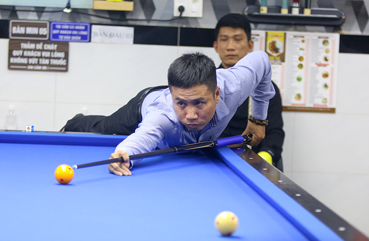 Billiards player scores like a bronze, the shock 