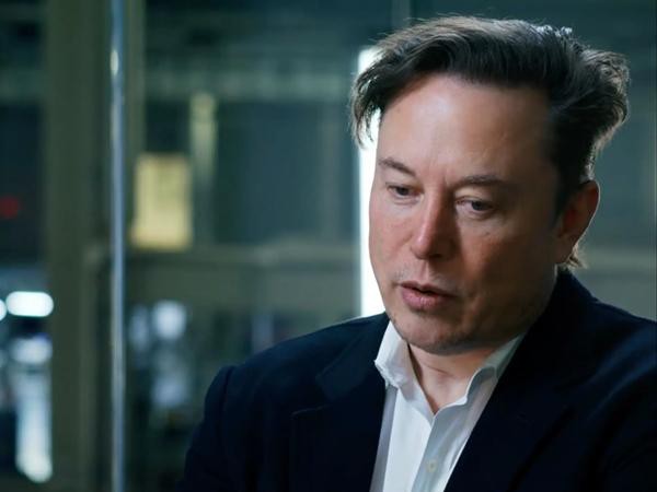 Người giàu nhất thế giới Elon Musk thừa nhận “không có nhà cửa gì”, bất ngờ nữa là chỗ ngủ - 1