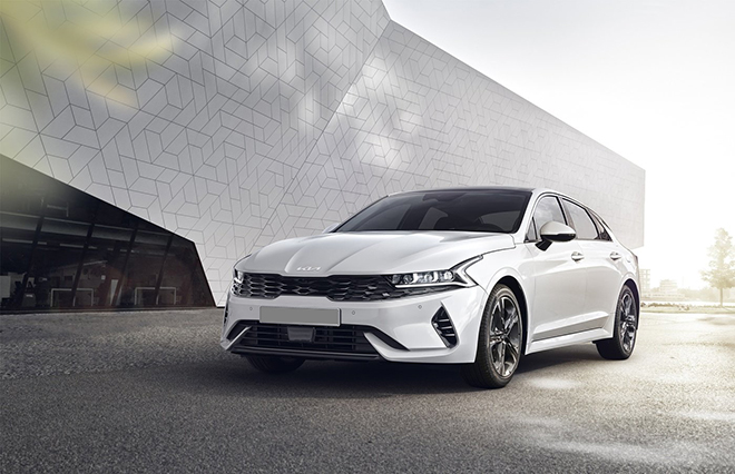 KIA K5 car price in April 2022, 50% off LPTB and 1 year promotion BHVC - 1