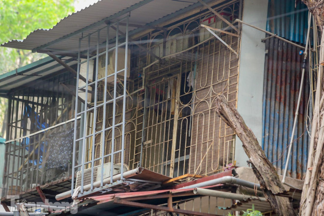 Cold people with "tiger cage"  A fire broke out in the dormitory, killing 5 people - 12