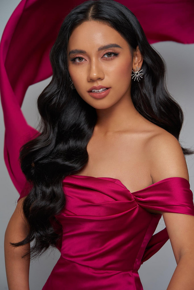 Beauty of 4 contestants with 'terrible' profiles  with IELTS 8.0 at Miss World Vietnam 2022 - 4
