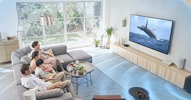Enjoy an exciting holiday with home entertainment system from Sony