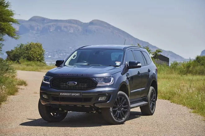 Giá xe Ford Everest niêm yết và lăn bánh tháng 4/2022 - 14