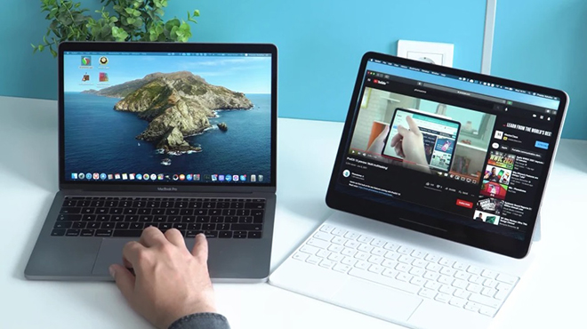 Why is MacBook more and more like iPad?  - first