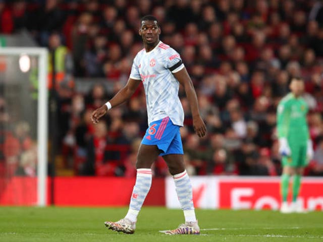 Pogba hết cơ hội ra sân cho MU, bị HLV Rangnick đổ lỗi vì hành động này