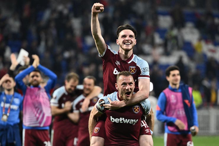 West Ham vẫn còn nguyên cơ hội dự Champions League mùa tới