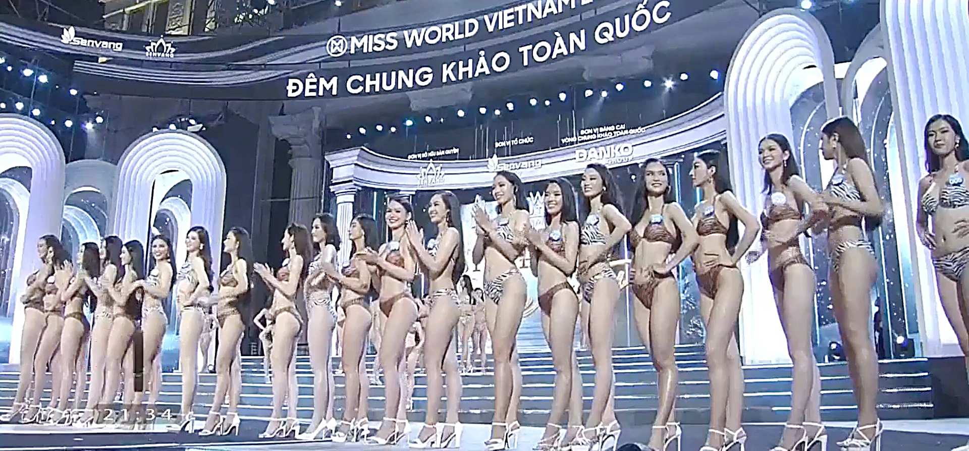 At Miss World VN contest, Nam Em was in the top 1 of the search for her body "fertile"  in bikini - 1