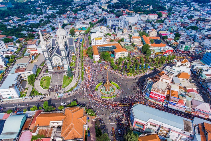 So với nhiều tỉnh thành khác, Bình Dương là nơi có rất nhiều khu công nghiệp.
