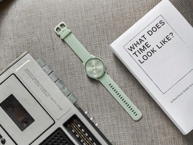 Garmin giới thiệu smartwatch lai giữa đồng hồ kim và màn hình cảm ứng ẩn