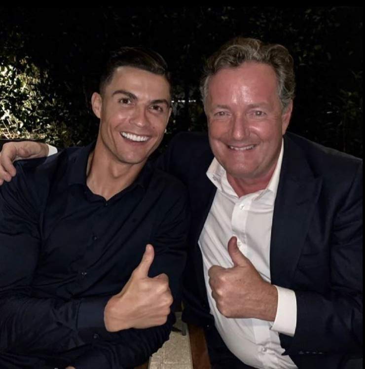 Piers Morgan (phải) cho rằng Ronaldo đang bị nhiều đồng đội đàn em ở MU xem thường và anh nên sang Arsenal hè này