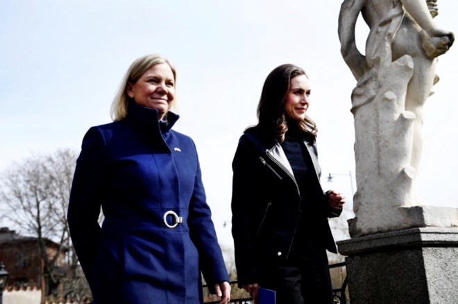 Thủ tướng Thụy Điển Magdalena Andersson gặp Thủ tướng Phần Lan&nbsp;Sanna Marin vào ngày 13.4.