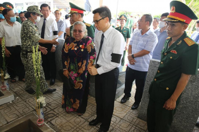 Đồng Nai: Xúc động lễ truy điệu, an táng 28 hài cốt liệt sĩ Đặc công Rừng Sác - 5