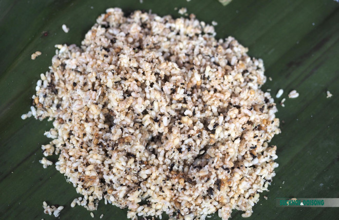 Bánh nếp nhân trứng kiến của người Tày ở Tuyên Quang - 7