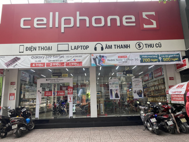 Nhiều chương tình ưu đãi tại CellphoneS