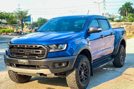 Ford Ranger Raptor sở hữu biển số không niên hạn tăng giá vô cớ