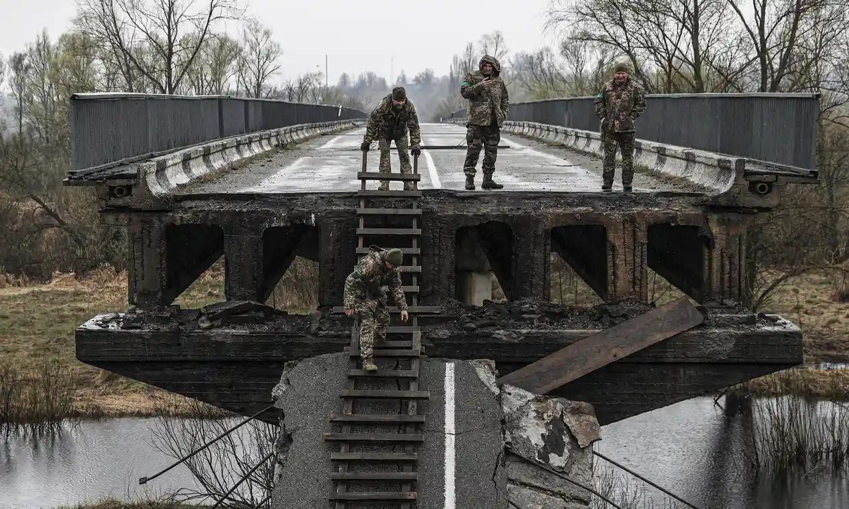 Ukraine nói quân đội Nga tấn công dữ dội ở Donbass (ảnh: SCMP)