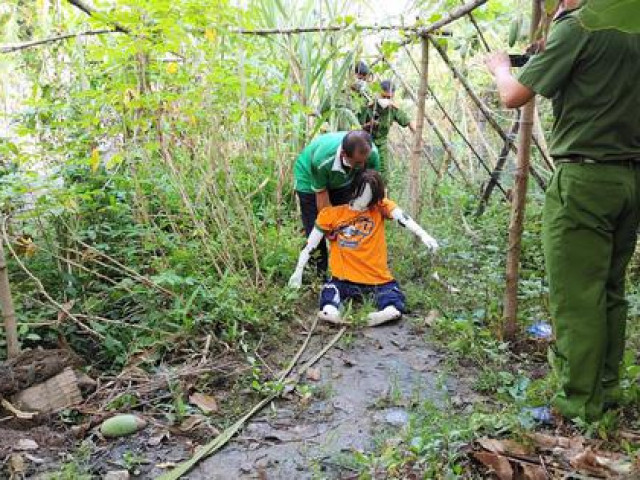 Thực nghiệm điều tra vụ dùng đá mài dao đánh chết bạn nhậu