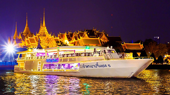 Du ngoạn và ăn tối trên du thuyền&nbsp;Princess ở sông Chao Phraya là một trải nghiệm vô cùng ấn tượng và thú vị.
