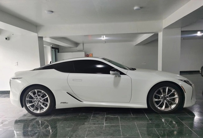 &#34;Hàng hiếm&#34; Lexus LC 500h tại Việt Nam được rao bán lại chỉ hơn 7 tỷ đồng - 8