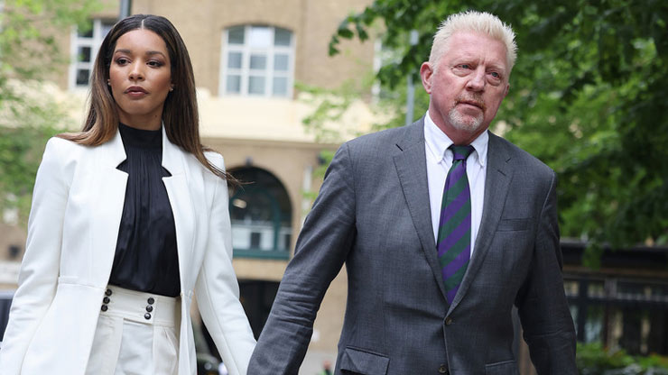 Boris Becker (phải) từng khai đã phải chia hơn 14 triệu USD cho vợ cũ Barbara Becker và mất quyền nuôi con sau vụ ly hôn năm 2001