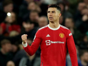 Bóng đá - Ronaldo xé lưới Chelsea &quot;giải cứu&quot; MU, thể hiện đẳng cấp siêu sao