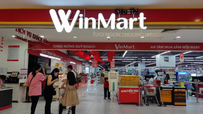 Winmart thu hút đông khách mua sắm dịp lễ